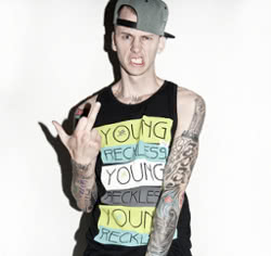 Machine Gun Kelly - Runnin'