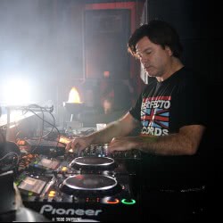 Paul Oakenfold - Zanzebaar