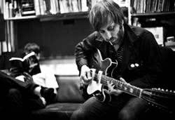 The Black Keys - Poor Boy a Long Way From Home